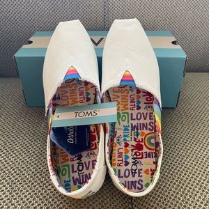 Toms Pride canvas slip on size 7